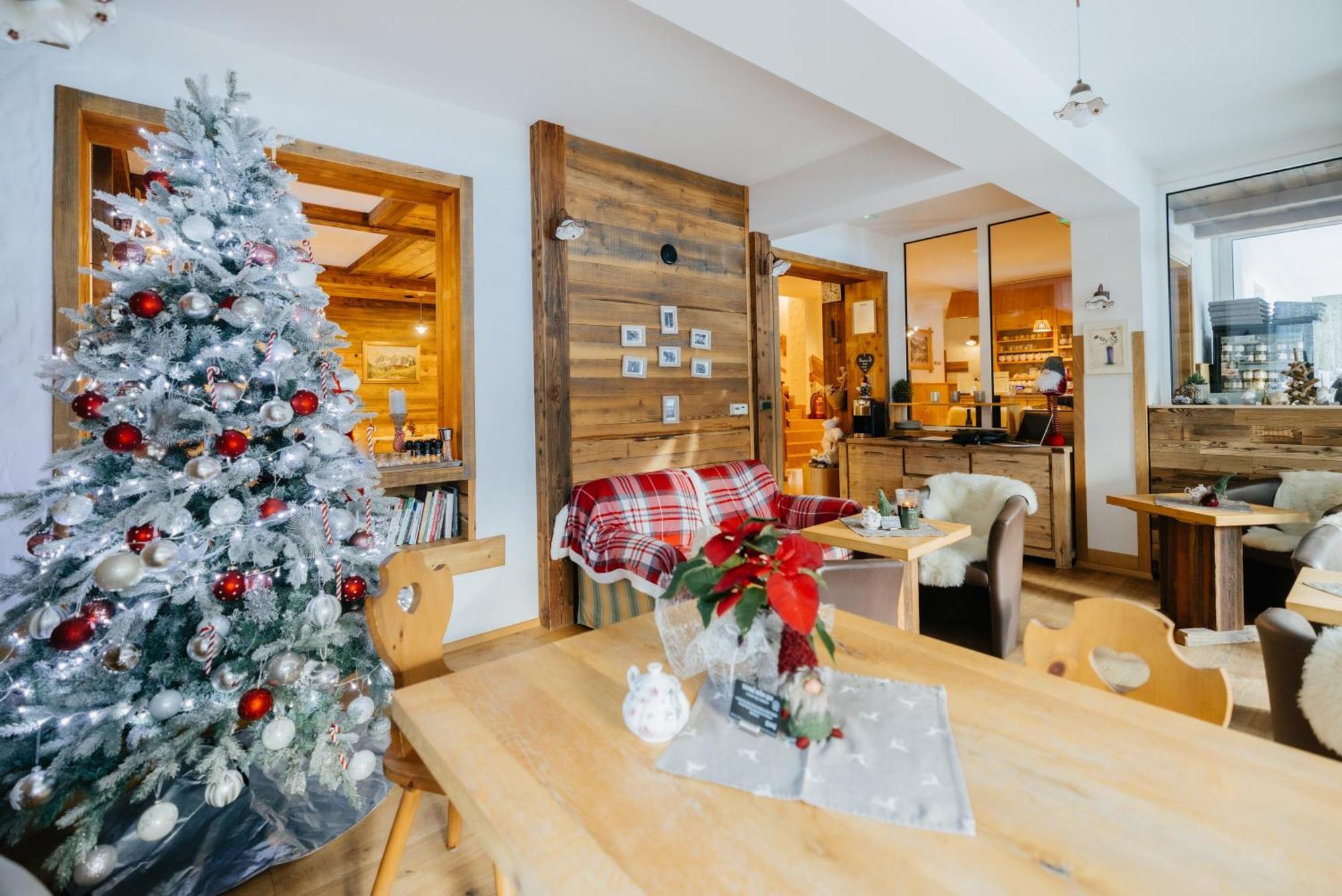 Hotel Eko Hisa-Eco House Na Razpotju Solčava Zewnętrze zdjęcie